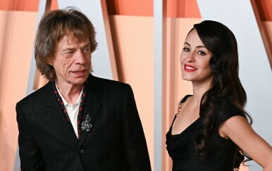 Mick Jagger s djevojkom - 3
