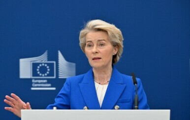 Von der Leyen - 3