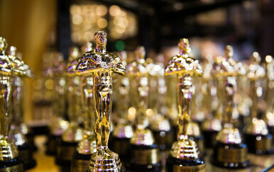 Kako se piše: Oskarovac ili oskarovac