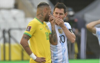 Neymar i Lionel Messi u dresovima Brazila i Argentine