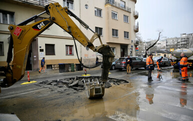 Poplava nakon puknuća cijevi u zagrebačkoj Šubićevoj ulici - 16