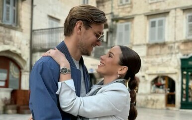 Raquel Mauri i Ivan Rakitić - 1