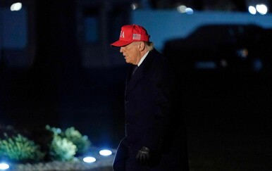 Trump se pritajio nakon napada na Iran