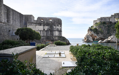 Dubrovnik: Kanalizacija se izlila u more ispod Petke