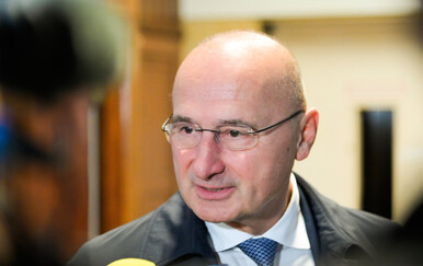 Grlić Radman propituje Milanovićevu odluku o povlačenju vojnika s Bliskog istoka