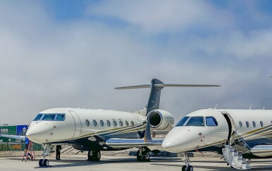 Panika u Dubaiju: Cijene privatnih zrakoplova lete u nebo dok bogataši očajnički pokušavaju napustiti grad