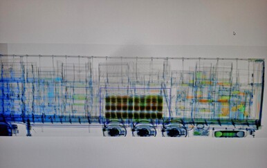 Carinski službenici spriječili krijumčarenje plina na graničnom prijelazu Tovarnik