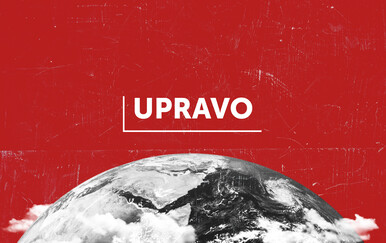 Buktinja u Slavoniji: Zapalio se vlak u postaji, vatrogasci na terenu