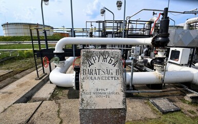 Ukrajinski ministar: Naftovod Družba oštećen u požaru nakon ruskog napada