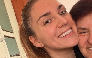 Antonija Čerkez na Instagramu je podijelila fotografiju s majkom