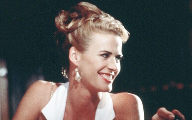 Preminula Annabel Schofield