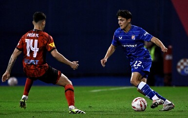 UŽIVO DINAMO - KURILOVEC: Seniorski prvijenac podebljao prednost Modrih