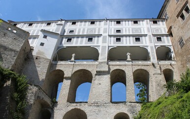 U Češkom Krumlovu: Kulturno uzdizanje - na najdoslovniji način