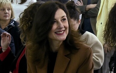 Sanja Musić Milanović privukla poglede u javnom izlasku