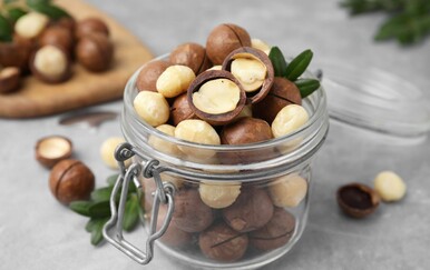 Skupi oraščići: Bogata delicija za doručak, salate i deserte