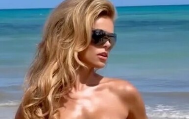 Brooks Nader fotografijama s plaže raspametila fanove na društvenim mrežama