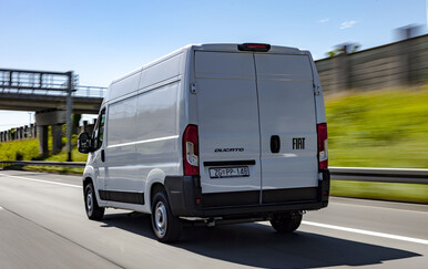 Serijski pljačkaš u Istri: Provalio u samostan i svlačionice, ukrao automobil