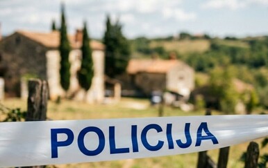 U Poreču u kući pronađene tri mrtve osobe