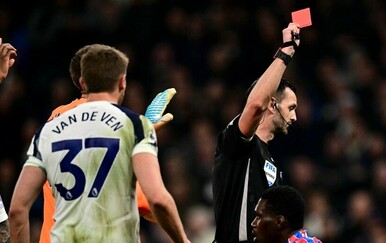 VIDEO Potez koji će koštati Tudora: Najbolji igrač Tottenhama prosuo utakmicu