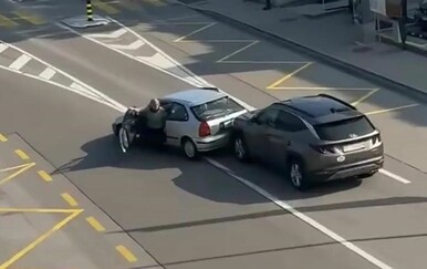 Skrivio nesreću i pokušao pobjeći, no karma ga je dočekala iza ugla