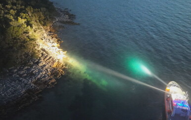Nesreća na Ižu: Nasukala se brodica