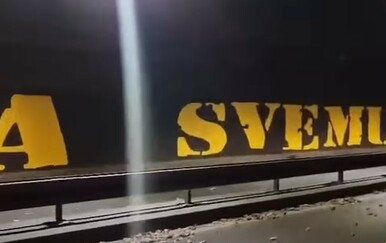 VIDEO U zatvorenom podvožnjaku kod Vjesnika osvanuo grafit