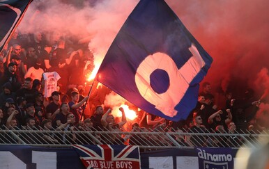 VIDEO Dašak humora na Poljudu: Usred bakljade Boysa osvanula "čestitka" za Dan žena