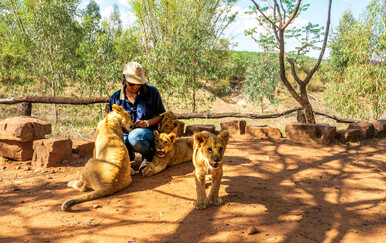 Kako se piše – zoologica ili zoologinja