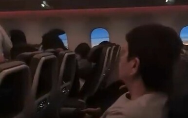 Putnici zrakoplova posvjedočili nevjerojatnom fenomenu pa podijelili snimku