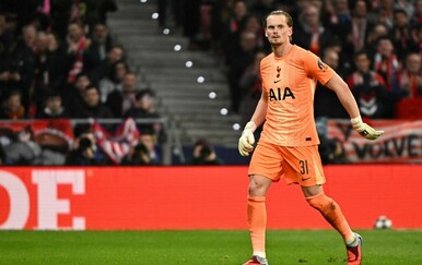 Pogledajte reakciju golmana Spursa kad ga je Tudor izvadio u 17. minuti