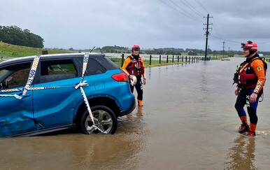 Par iz Kine pronađen mrtav u autu u Australiji
