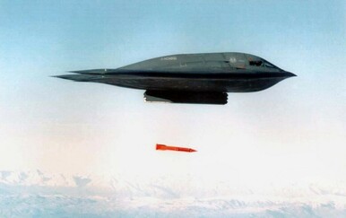 Američka vojska vojska u napadu na iransko nuklearno postrojenje koristila svoje najmoćnije bombe - GBU-57