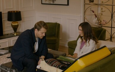 Crno more: Nagovara je da se vrati, ali ona ne želi