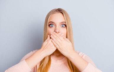 Kako se piše: zanijemiti ili zanijemjeti