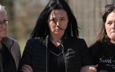 Velika tuga na sprovodu: Neutješna supruga brata Darka Lazića jedva je stajala na nogama