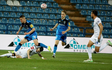 Teška ozljeda na utakmici HNL-a Varaždin - Vukovar 1991