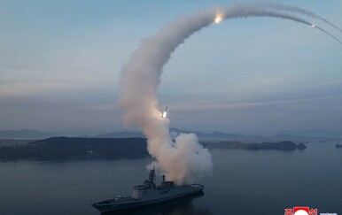 S. Koreja ispalila 10 balističkih projektila u more tijekom vježbi J. Koreje i SAD-a