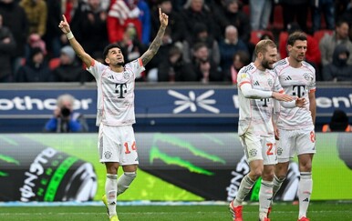 VIDEO Bavarci se s dva igrača manje izvukli u Leverkusenu