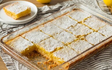 Brze i sočne limun kocke: 4 recepta za desert koji uspije svaki put, a gotov je za 30 minuta