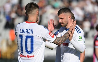 UŽIVO HAJDUK - LOKOMOTIVA: Gosti pogodili stativu, Rebić odmah naplatio promašaj