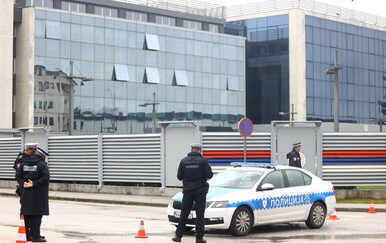 U RS-u ponovno pala vlada, zapetljali se u nezakonita imenovanja