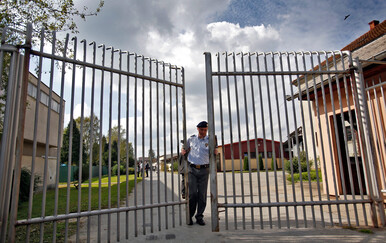 Muškarac pobjegao iz požeškog zatvora, trebale ga ispitati slovenske institucije: Pomogao mu tinejdžer?