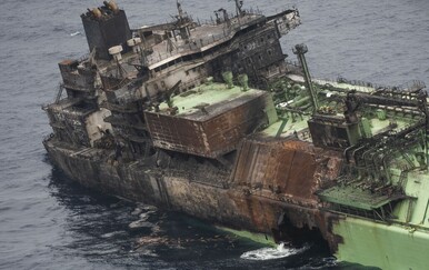 Libijska obalna straža odvlači oštećeni ruski tanker dalje od svojih obala