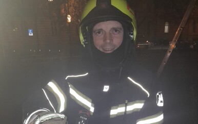 FOTO Pobjegla vlasnici i popela se na drvo, vatrogasci morali intervenirati zbog Koka