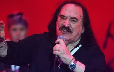 Kako je Mate Mišo Kovač izgledao bez brkova?