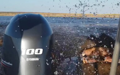 Zaskočila ih vodena neman, snimka pokazuje koliko opasna može biti