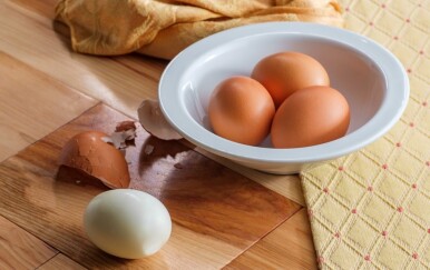 5 namirnica koje nikad ne biste trebali čuvati na sobnoj temperaturi