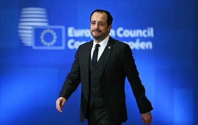 Ciparski predsjednik pozvao na 'iskrenu raspravu' o budućnosti britanskih baza