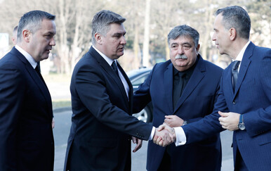 Grom iz vedrog neba, kruže glasine: "Apsolutna laž. Nikad ništa takvog nije bilo"