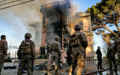 Omanski posrednik između SAD-a i Irana tvrdi da je Washington "uvučen u rat"